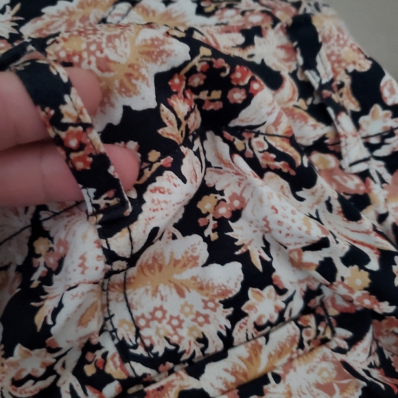 Anthropologie Tan Floral Black Jogger Ankle Pants Women's Size 14 XLarge - Picture 5 of 12